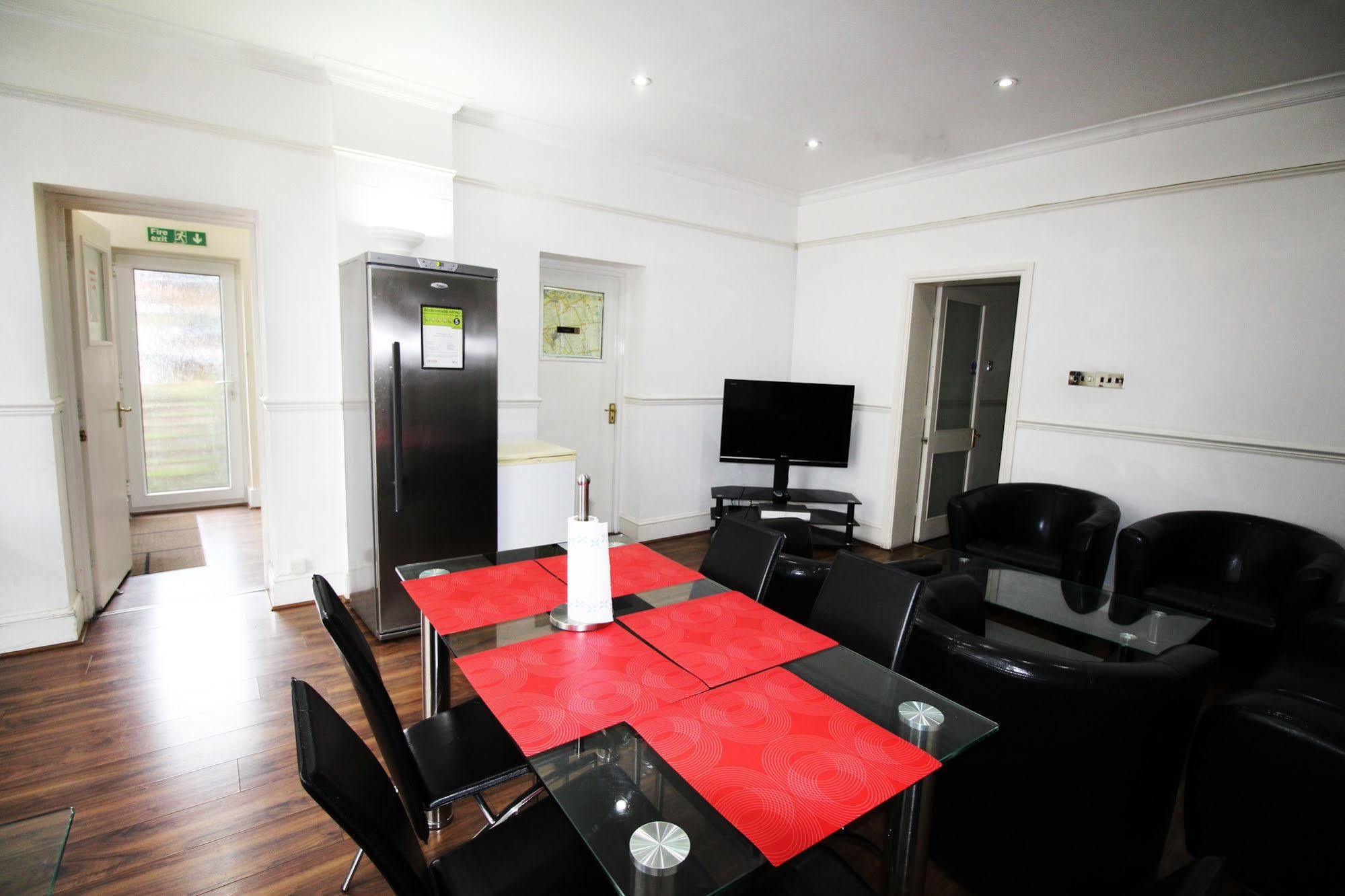 Flexistay Norbury Aparthotel London Kültér fotó